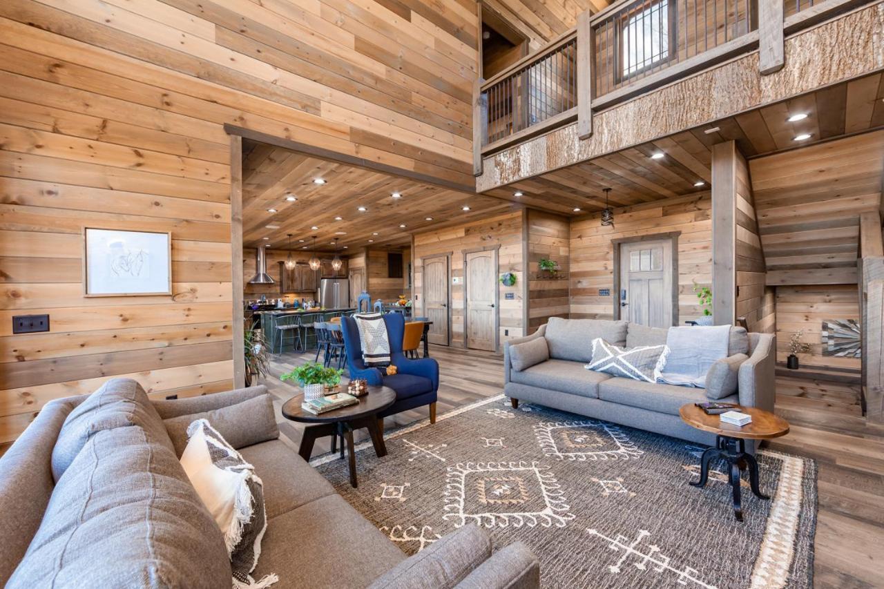 Splash Mountain Pool Hot Tub Theater Game Room Sevierville Luaran gambar