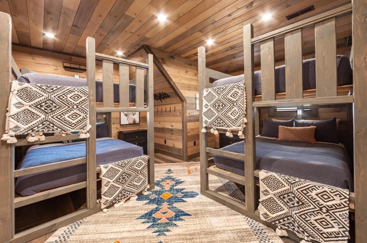 Splash Mountain Pool Hot Tub Theater Game Room Sevierville Luaran gambar