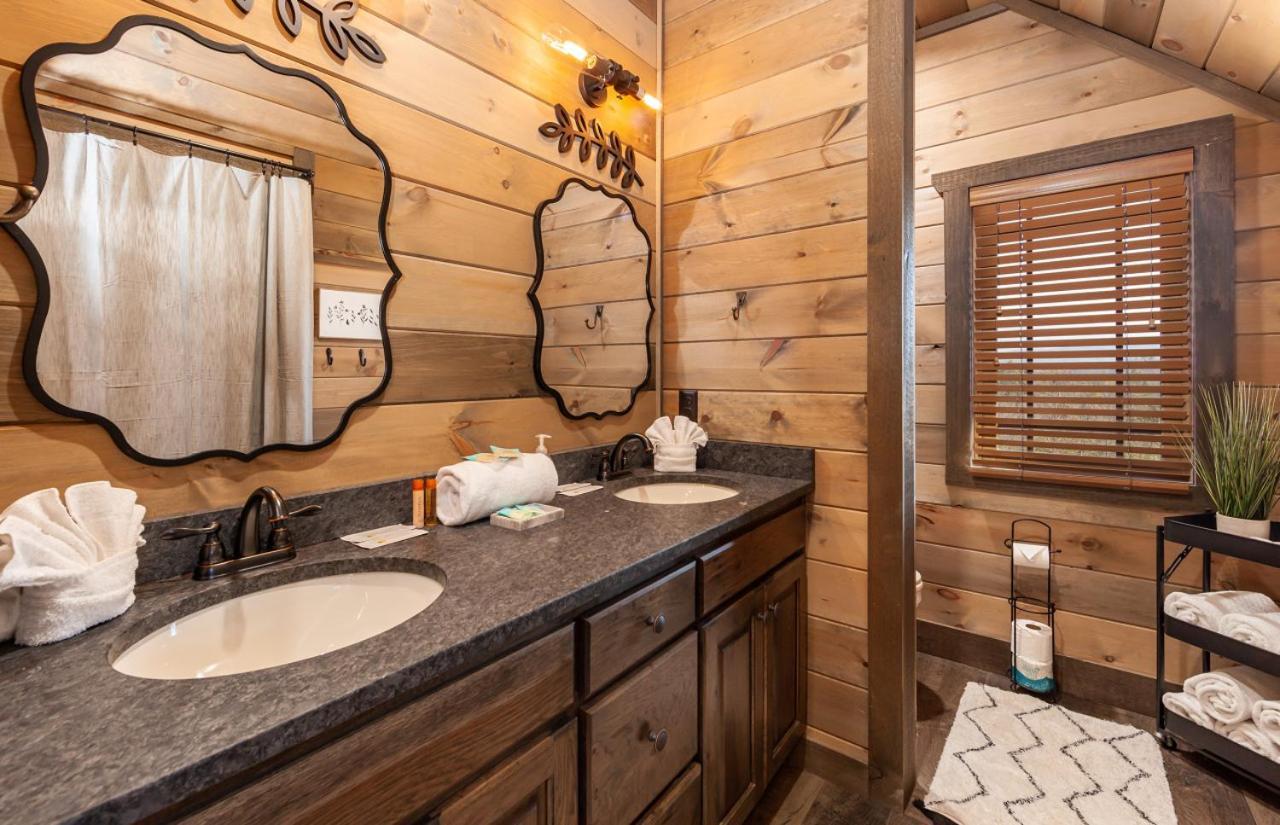 Splash Mountain Pool Hot Tub Theater Game Room Sevierville Luaran gambar