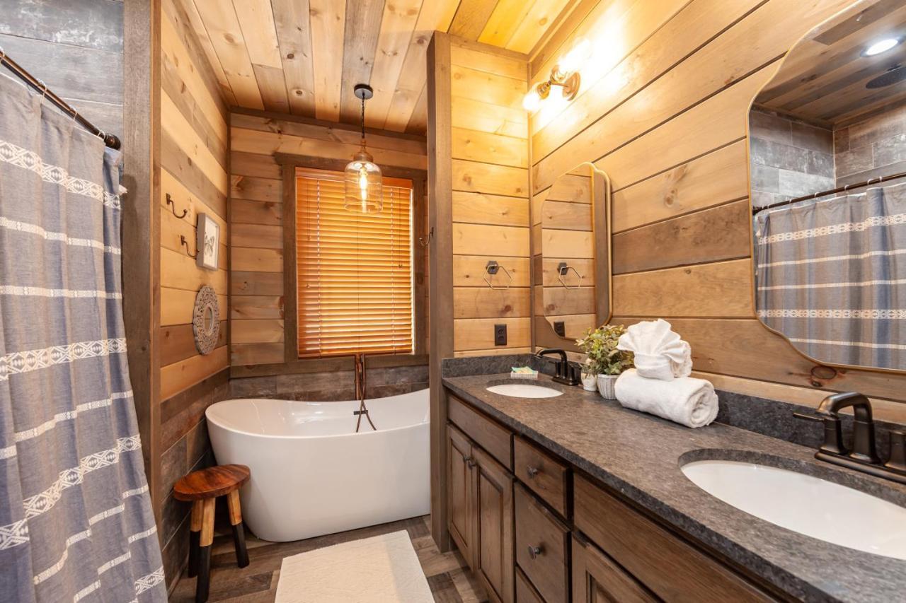 Splash Mountain Pool Hot Tub Theater Game Room Sevierville Luaran gambar